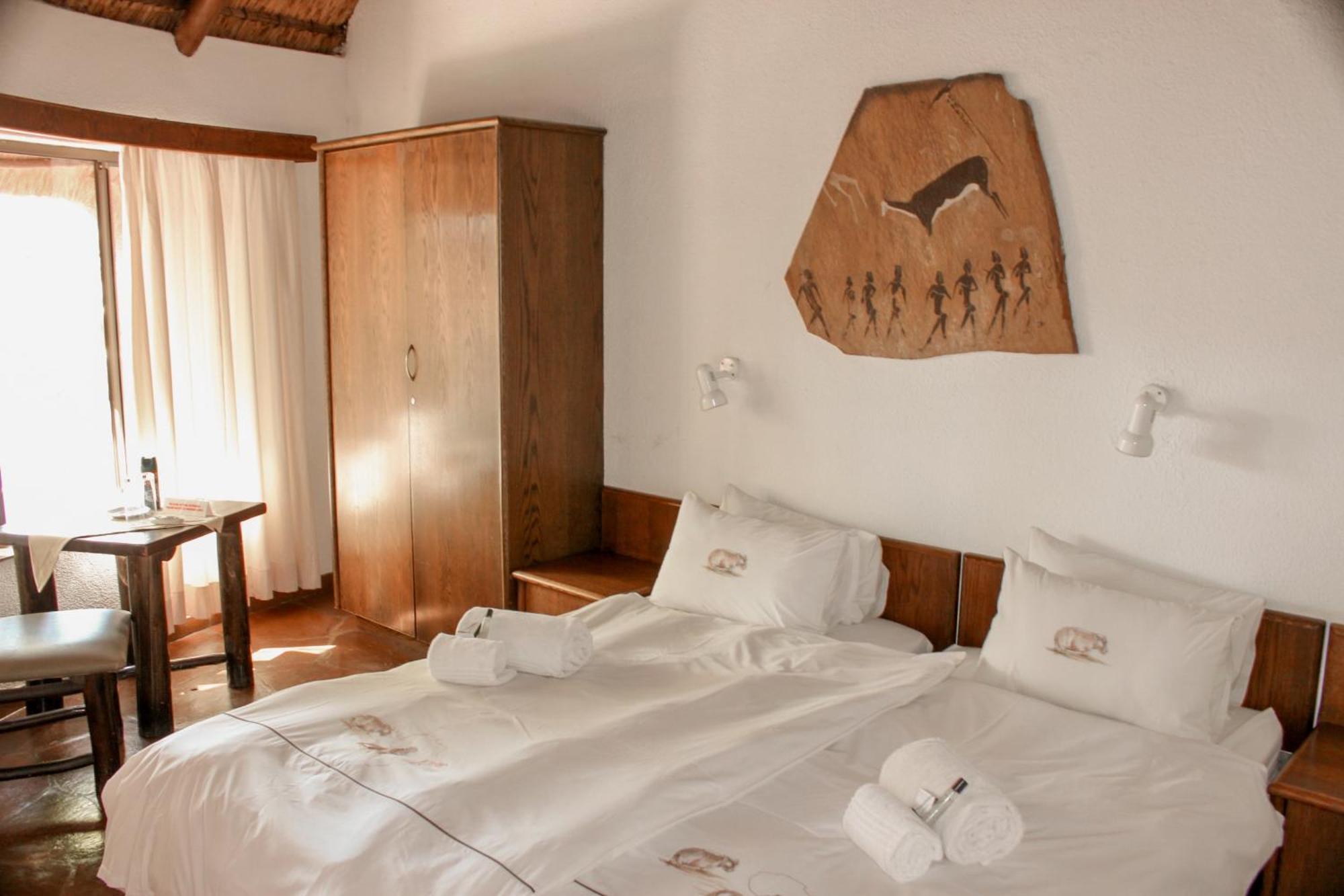Omaruru Game Lodge ภายนอก รูปภาพ